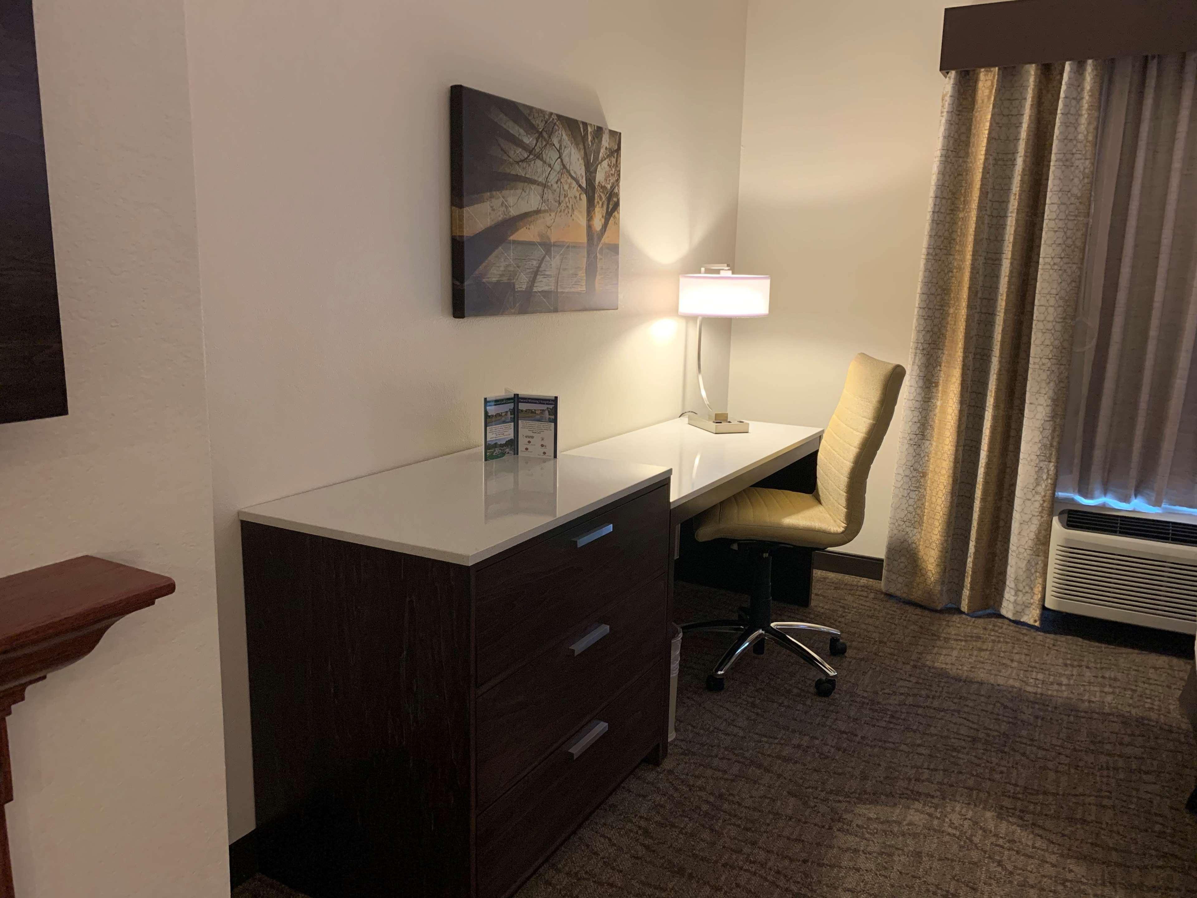 Best Western Premier Bridgewood Hotel Resort Neenah Exteriör bild