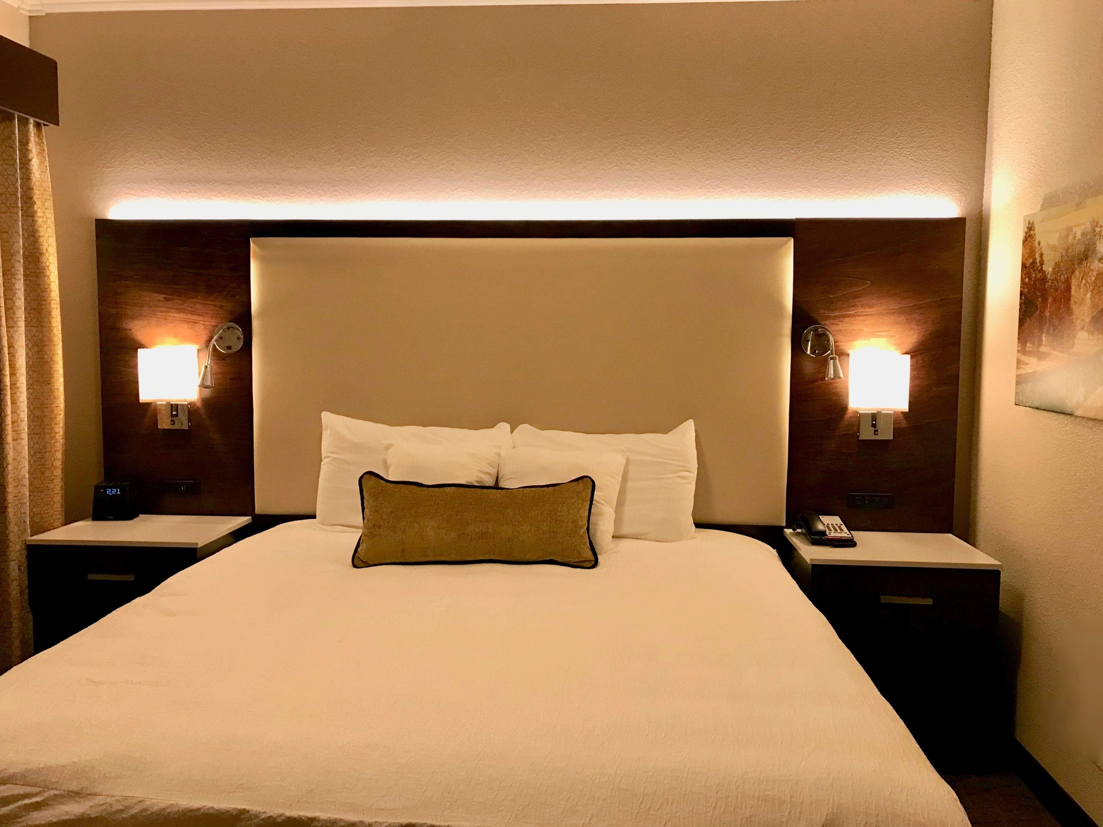 Best Western Premier Bridgewood Hotel Resort Neenah Exteriör bild