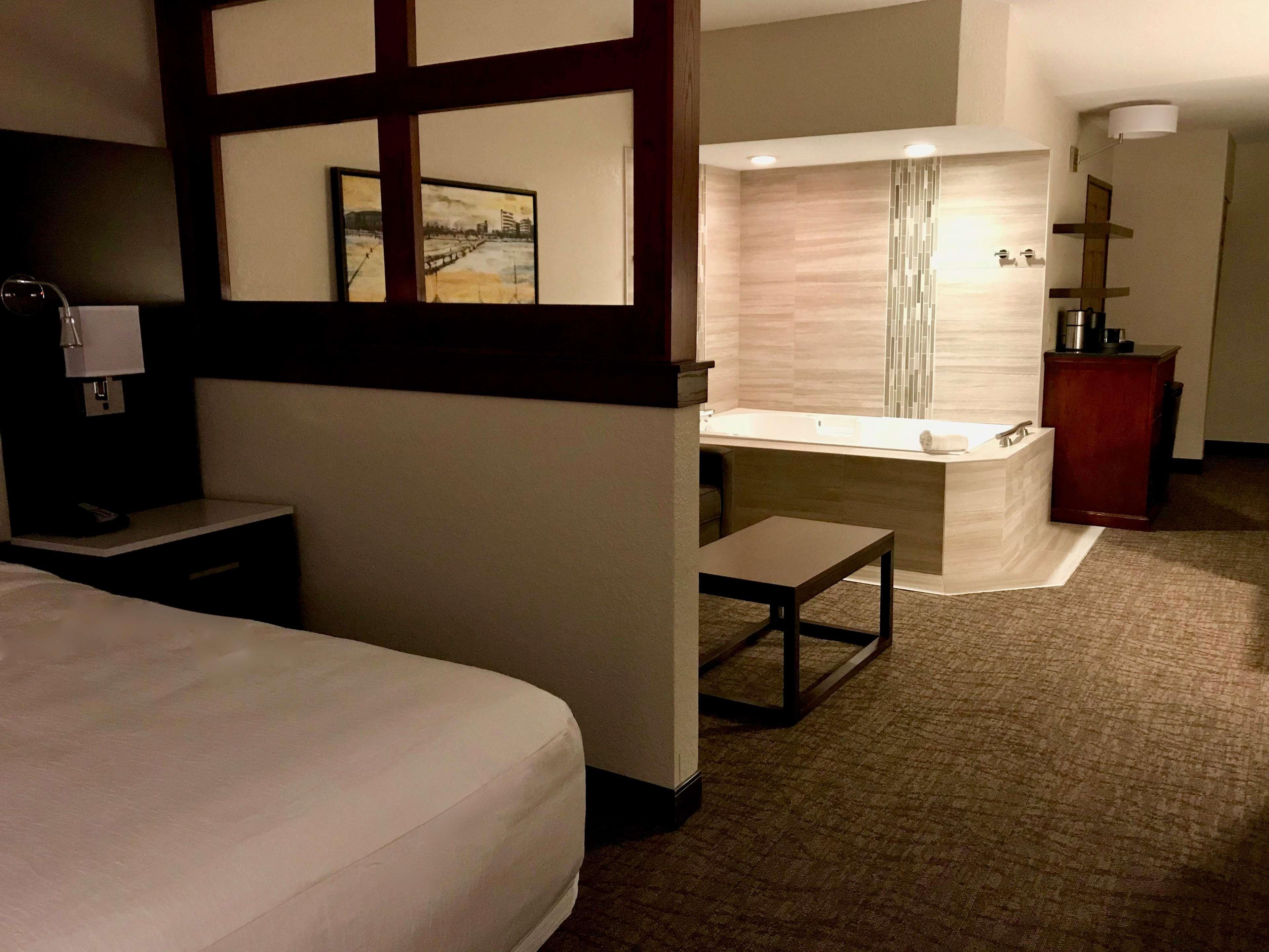 Best Western Premier Bridgewood Hotel Resort Neenah Exteriör bild