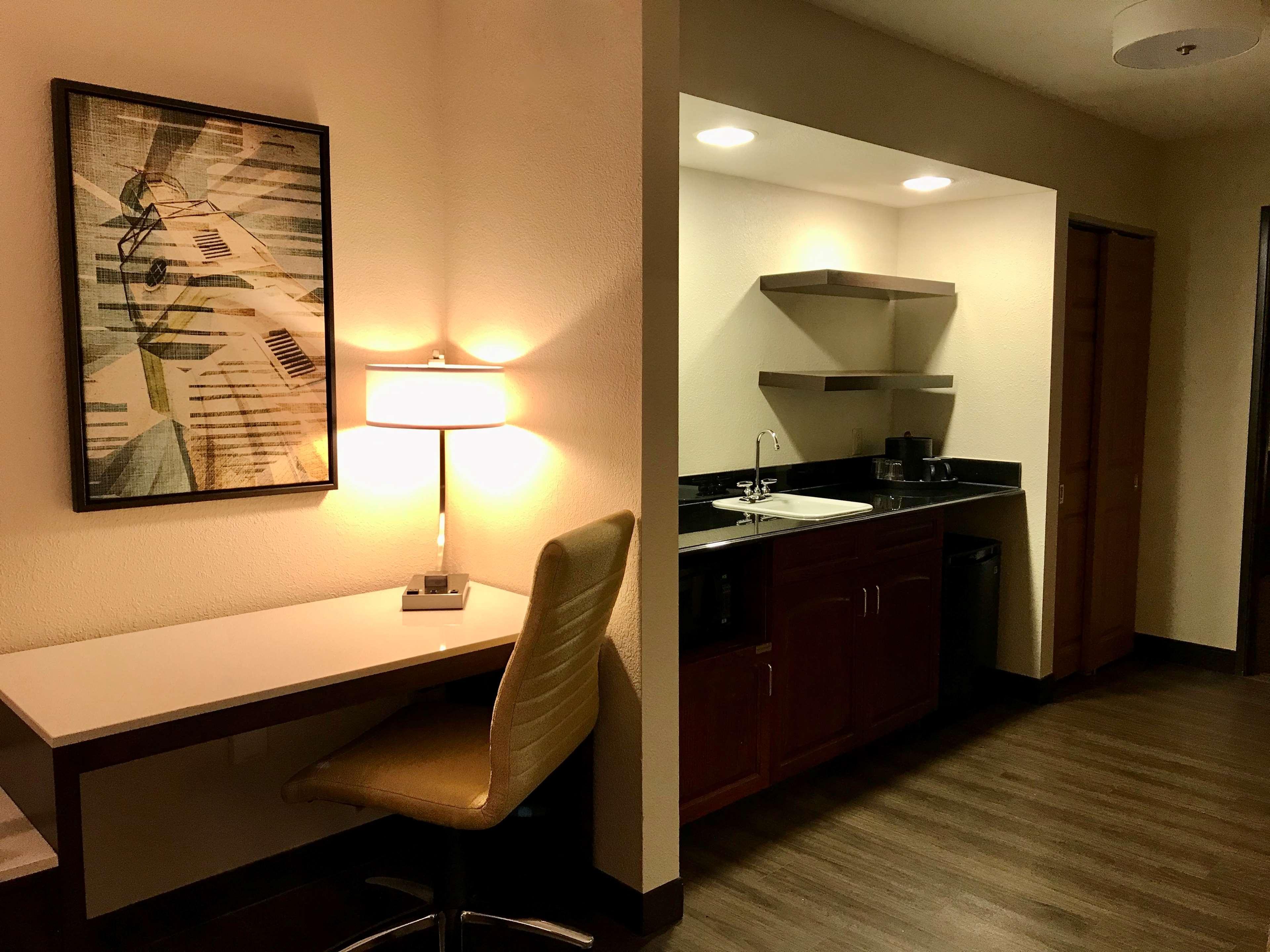 Best Western Premier Bridgewood Hotel Resort Neenah Exteriör bild