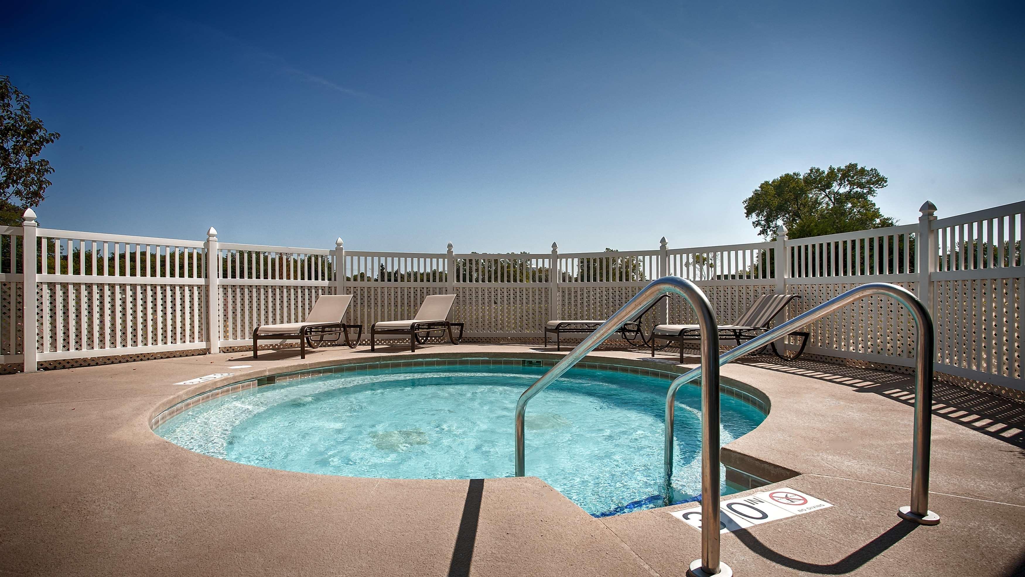 Best Western Premier Bridgewood Hotel Resort Neenah Exteriör bild